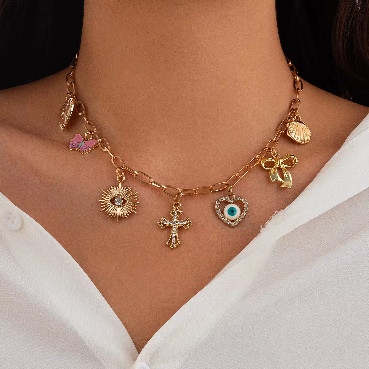 COLLIER | Divine