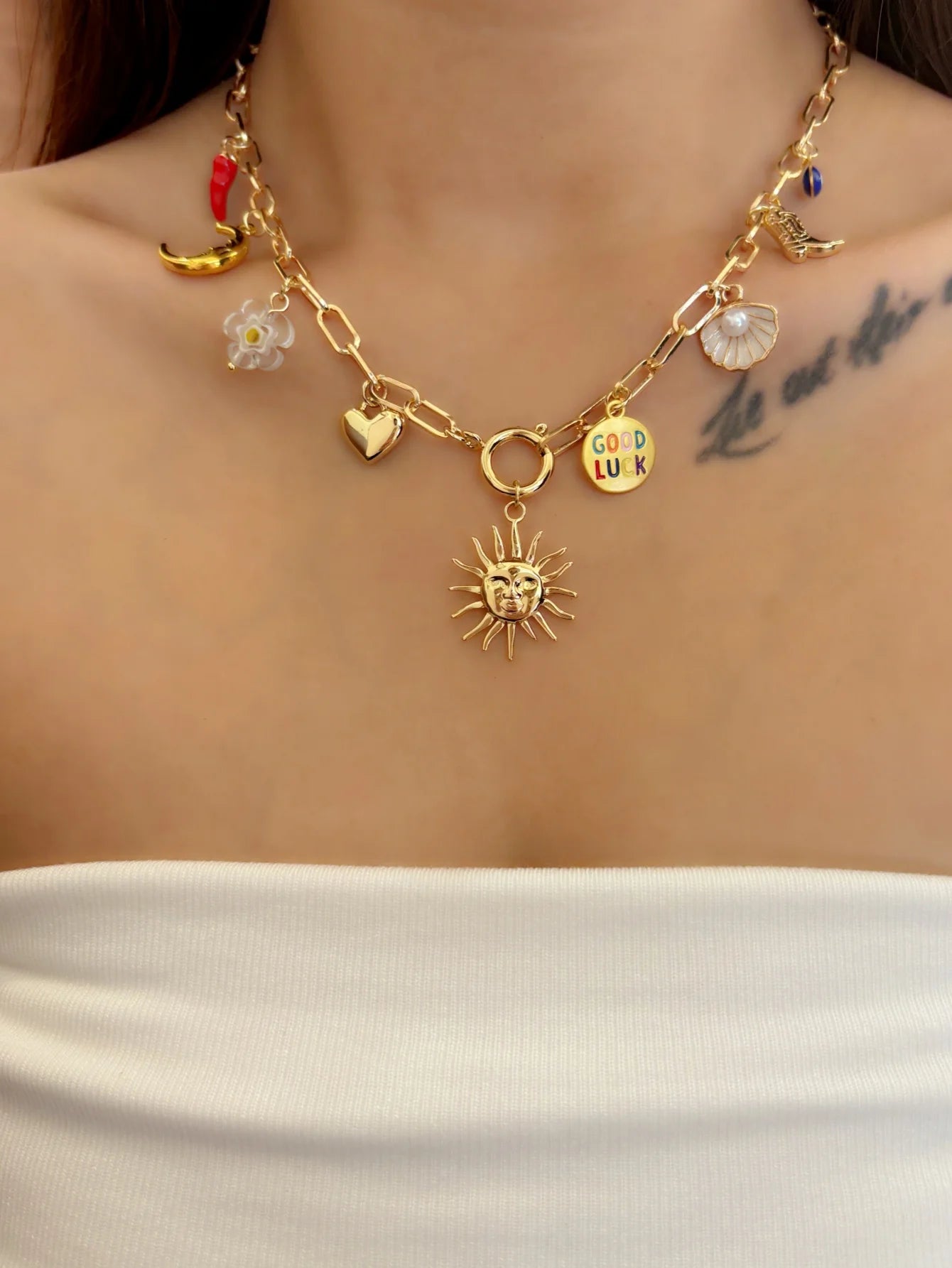 Collier Charms